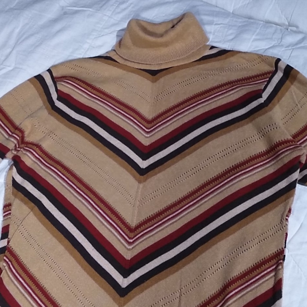 Gap striped turtleneck sweater